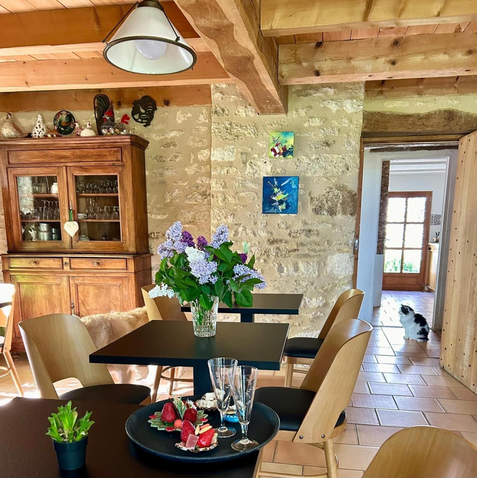 Le Clos Pastel Chambres D'Hotes & Gite Virac エクステリア 写真